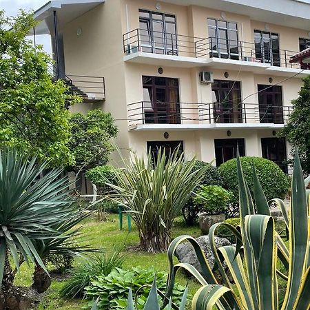 Guest House Dali Gagry Zewnętrze zdjęcie