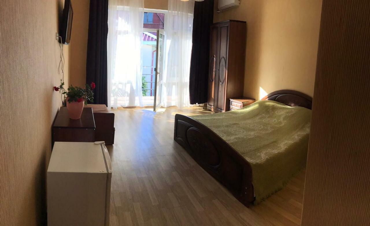 Guest House Dali Gagry Zewnętrze zdjęcie